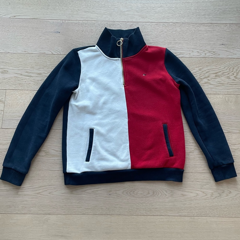 EUC Tommy Hilfiger 1/4 Zip Sweater